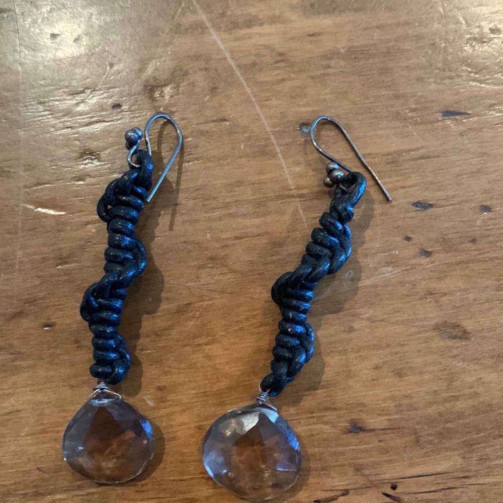 Handcrafted taupe stone and leather wire earrings
